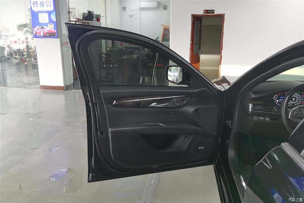 Cadillac CT6, 2022 7
