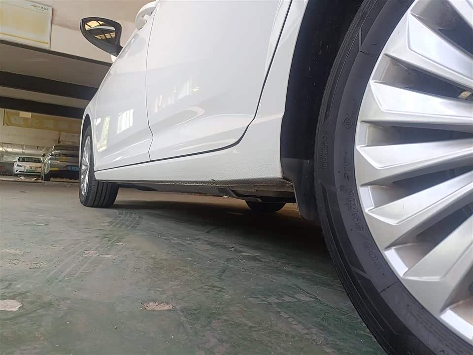 Volkswagen Lavida