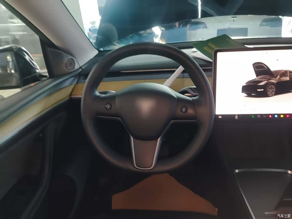 Tesla Model Y, 2023 11