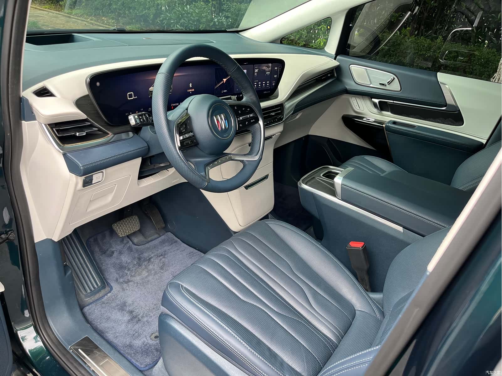 Buick Century, 2023 6