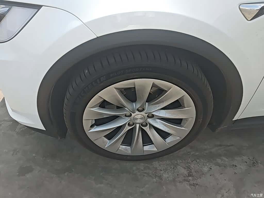 Tesla Model X, 2020 23