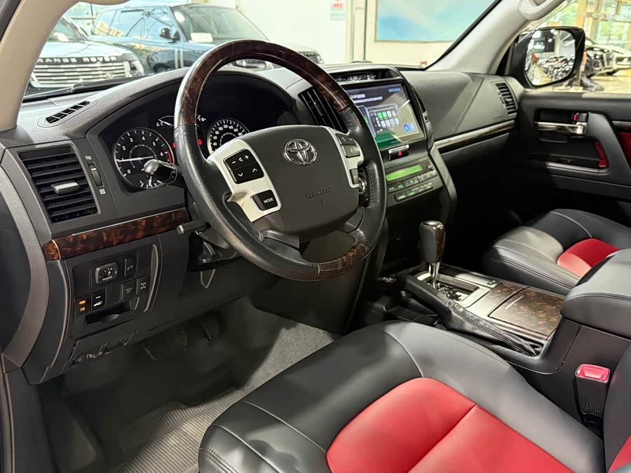 Toyota Land Cruiser 2015, фото 5