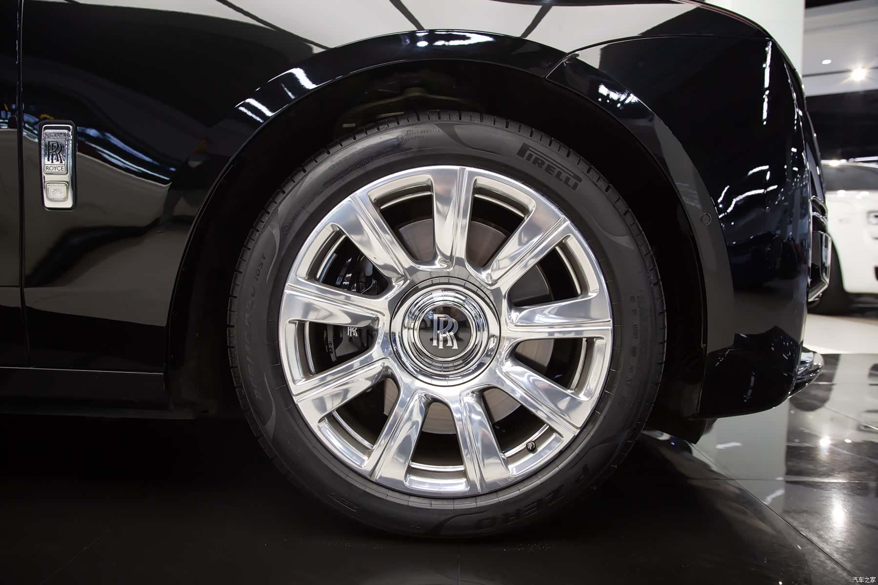 Rolls-Royce Ghost, 2024 16