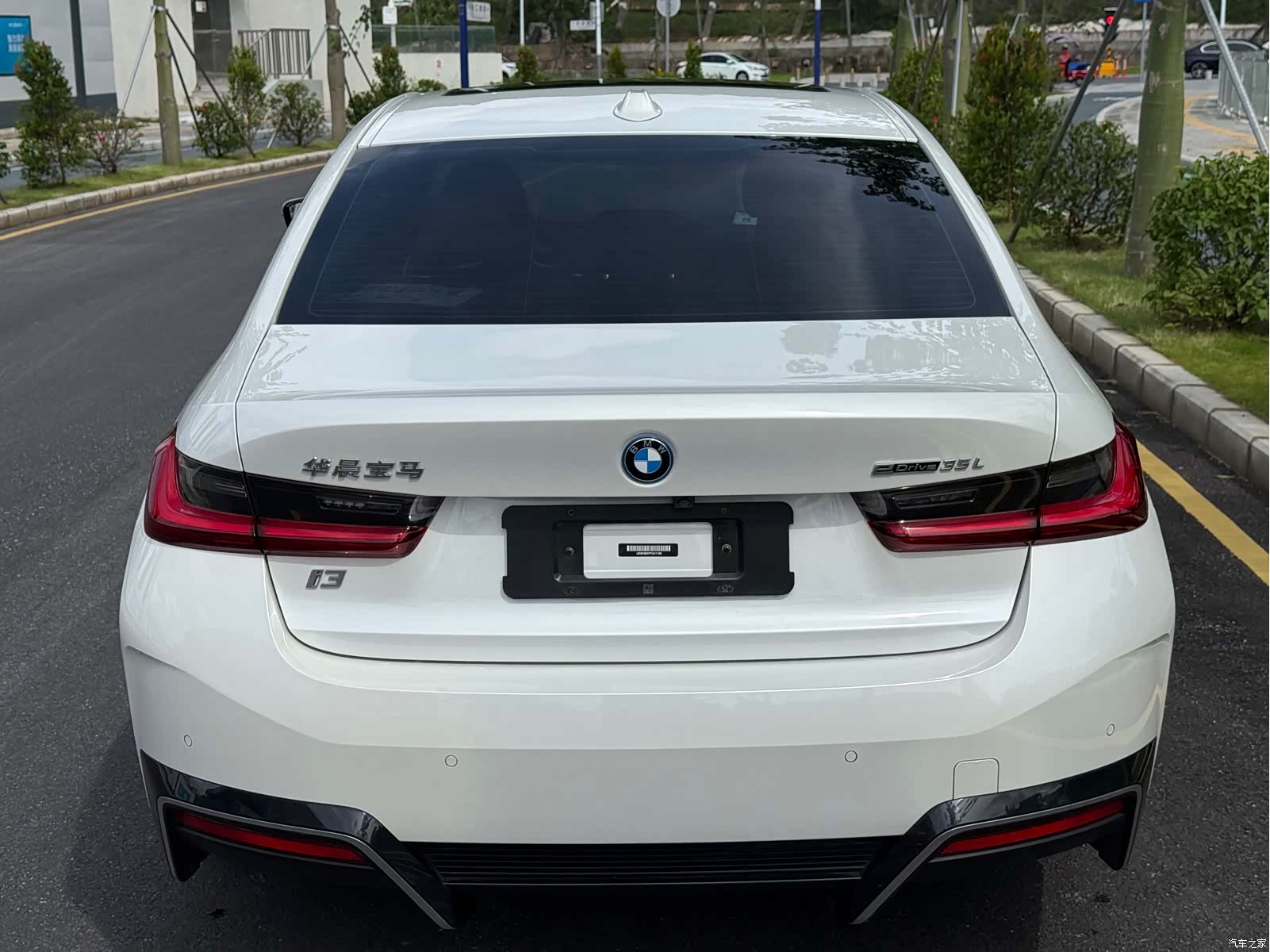 BMW i3, 2022 все фото