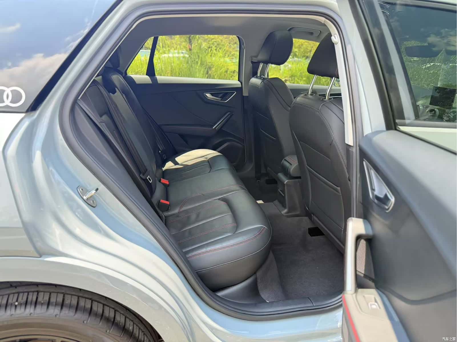 Audi Q2L, 2023 31