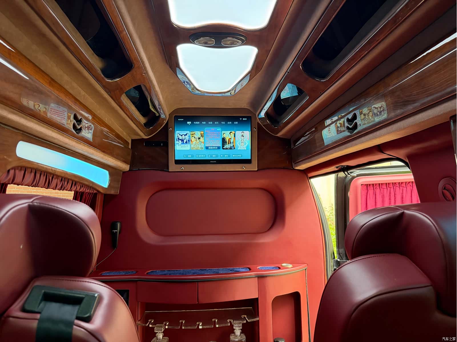 GMC SAVANA, 2010 26