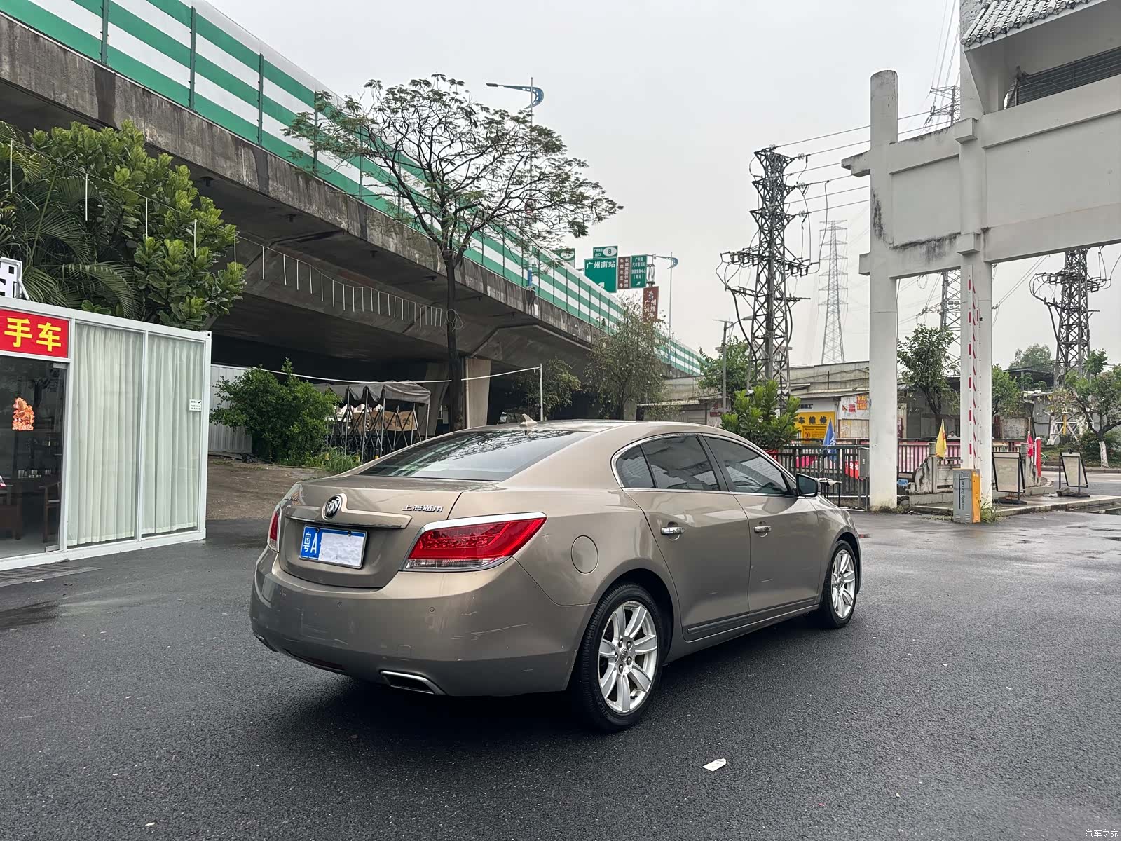 Buick LaCrosse, 2011 все фото
