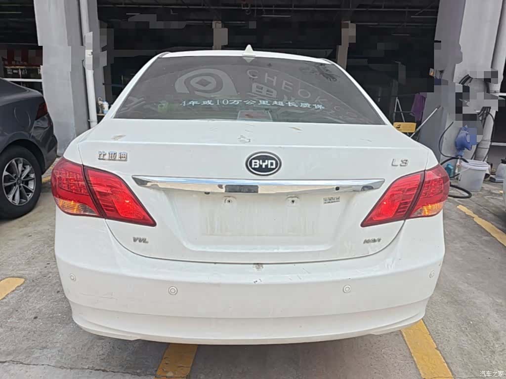 BYD L3, 2014 4