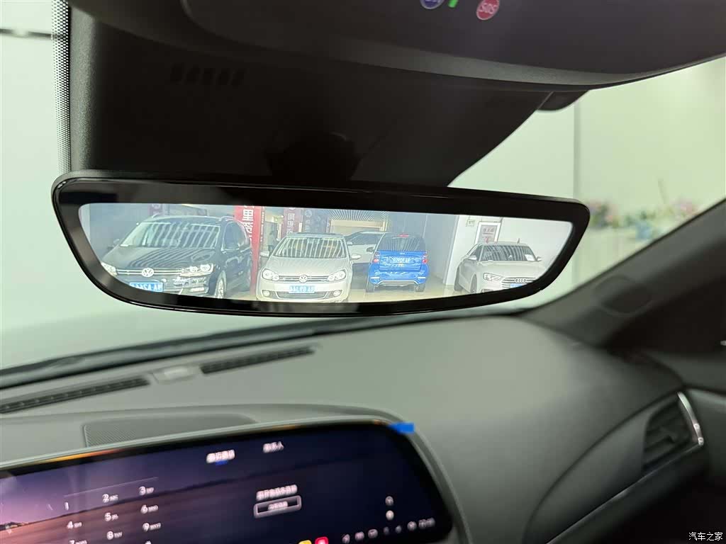 Cadillac CT5, 2025 10