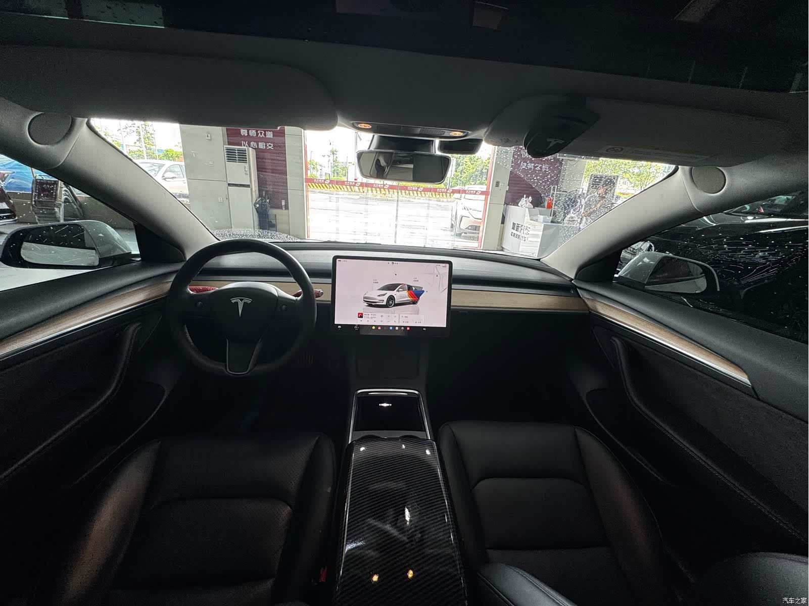Tesla Model 3, 2022 13