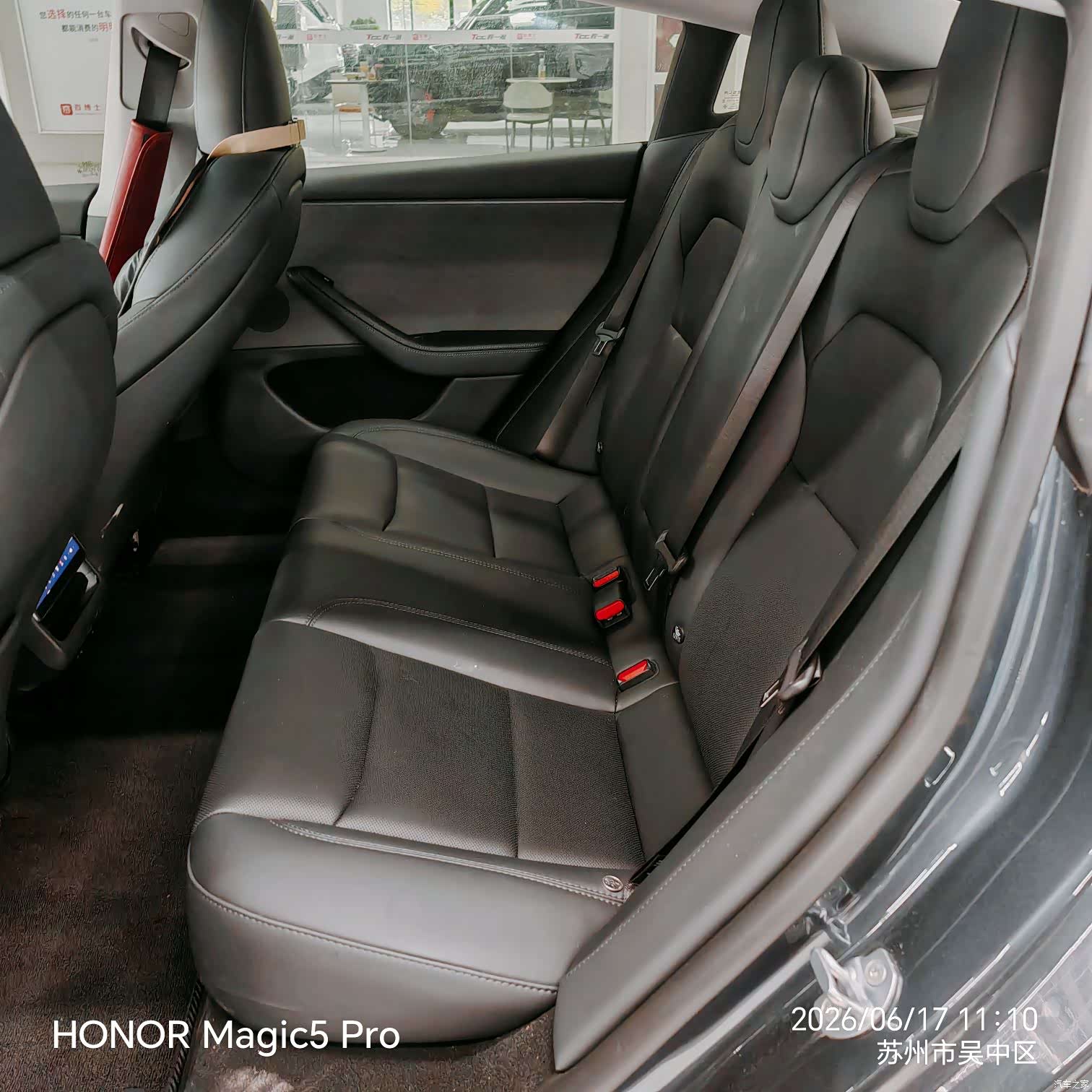 Tesla Model 3, 2025 все фото
