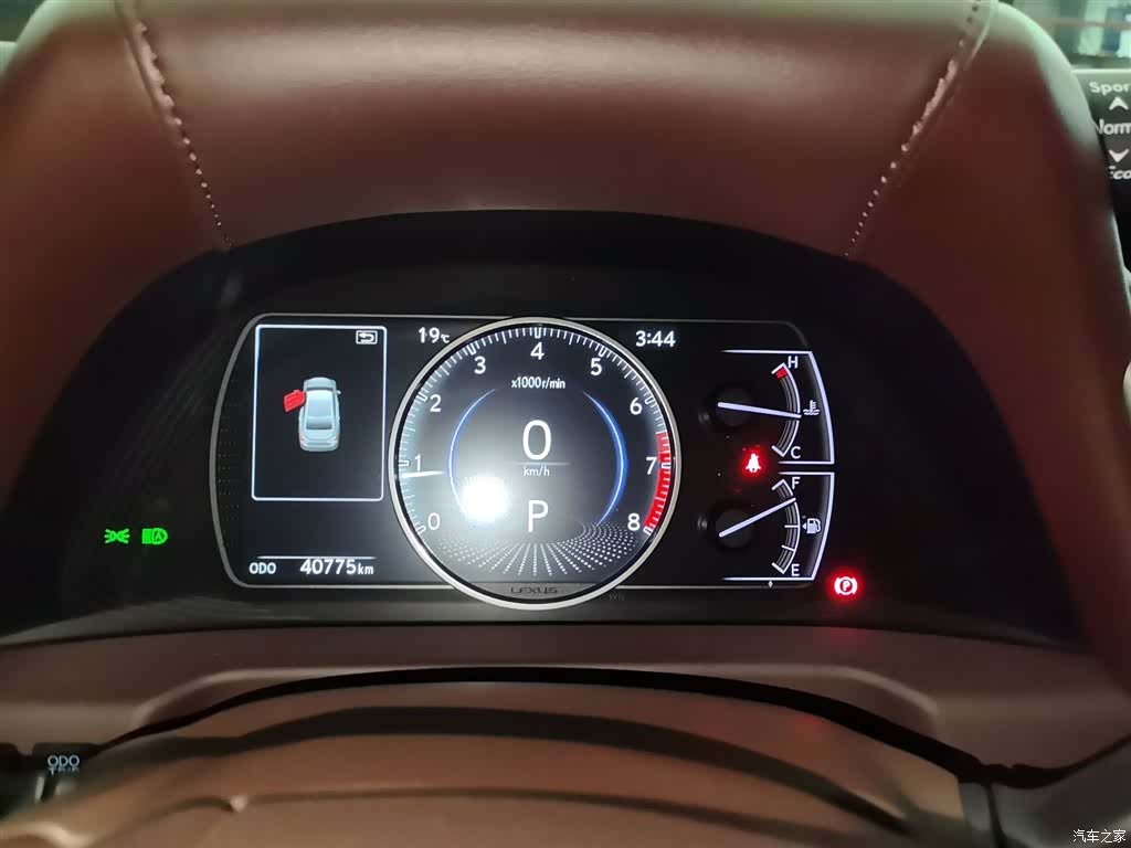 Lexus ES, 2020 4