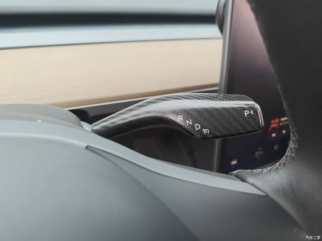 Tesla Model Y, 2022 14