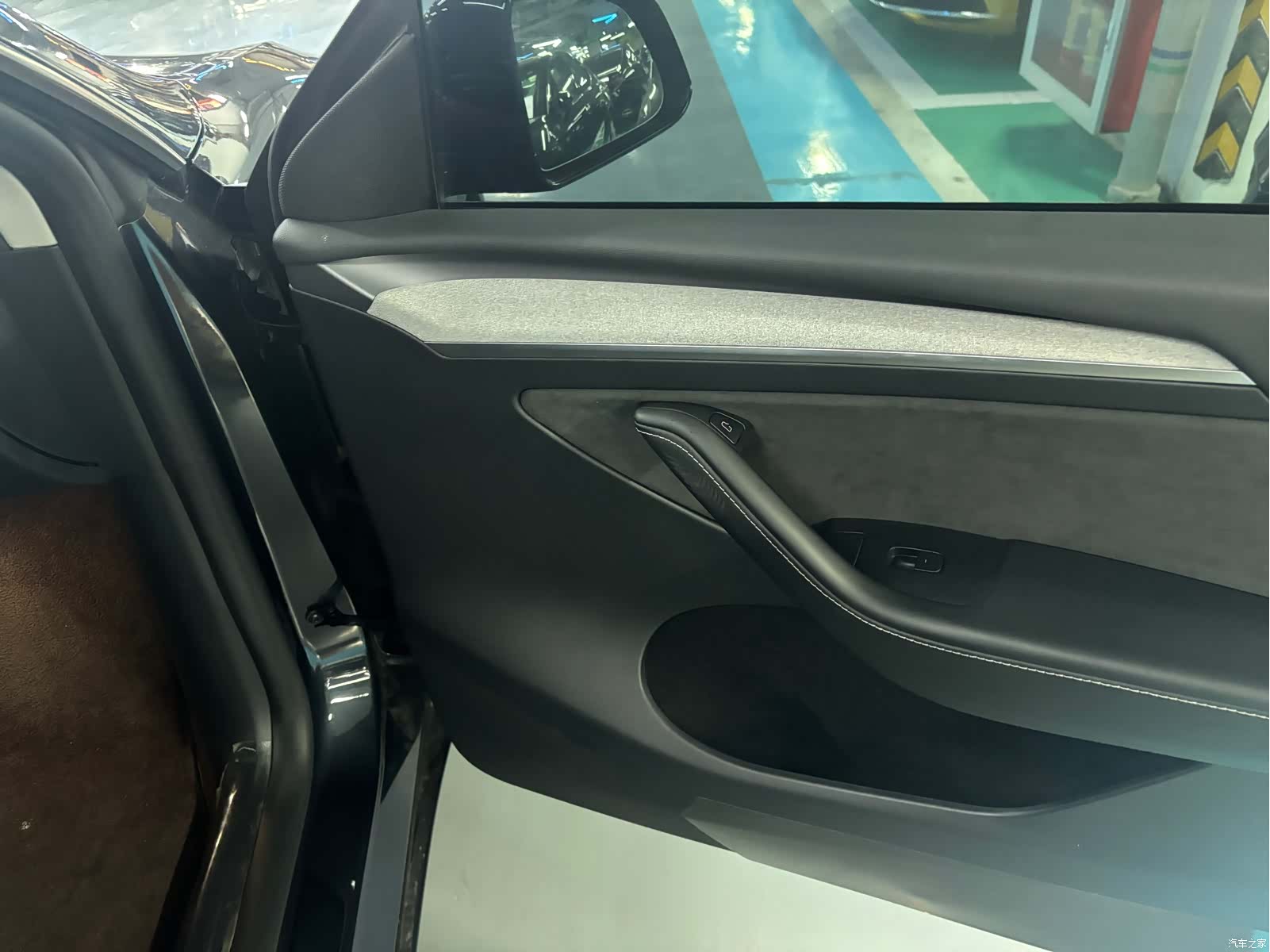Tesla Model Y, 2024 10
