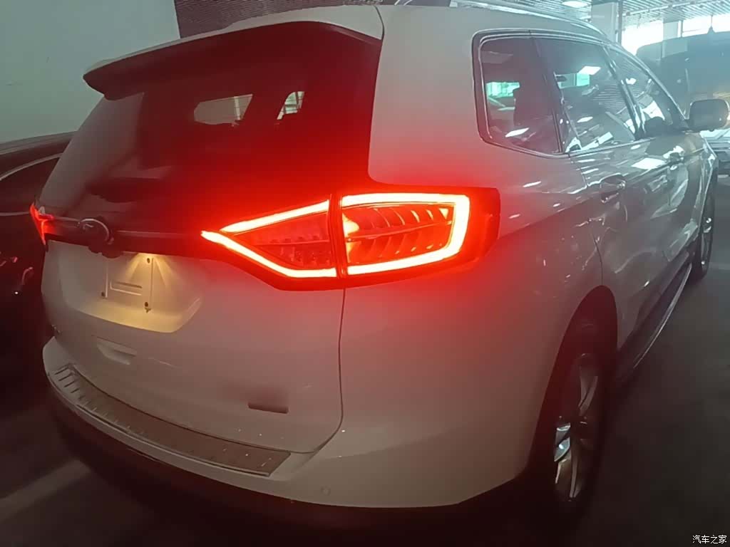 Ford Edge, 2019 8