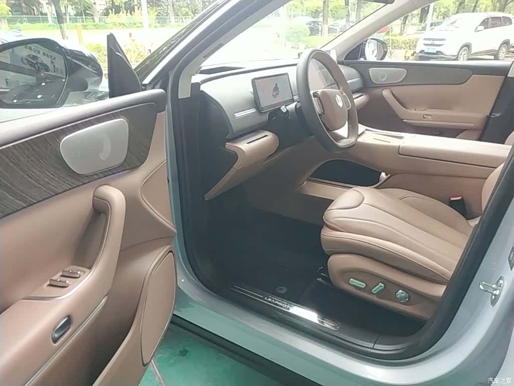 Leapmotor C11, 2025 16
