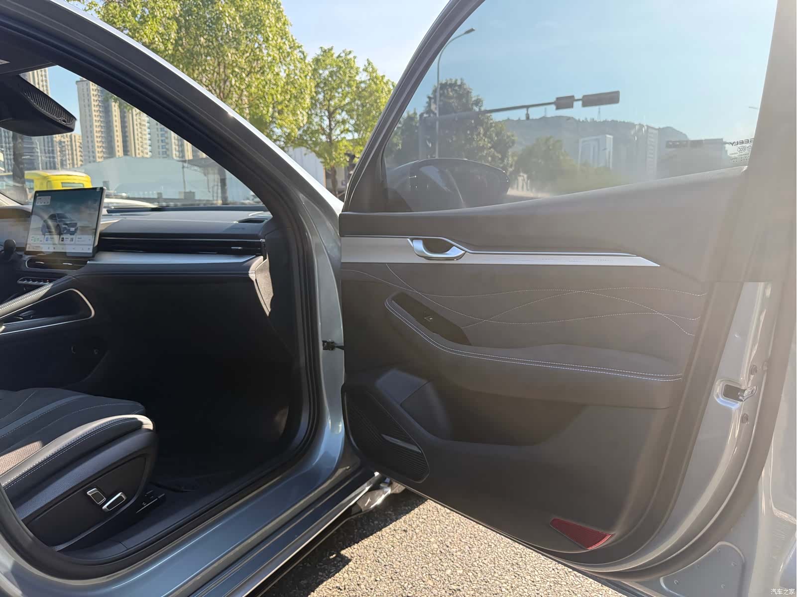 Geely Preface, 2025 22