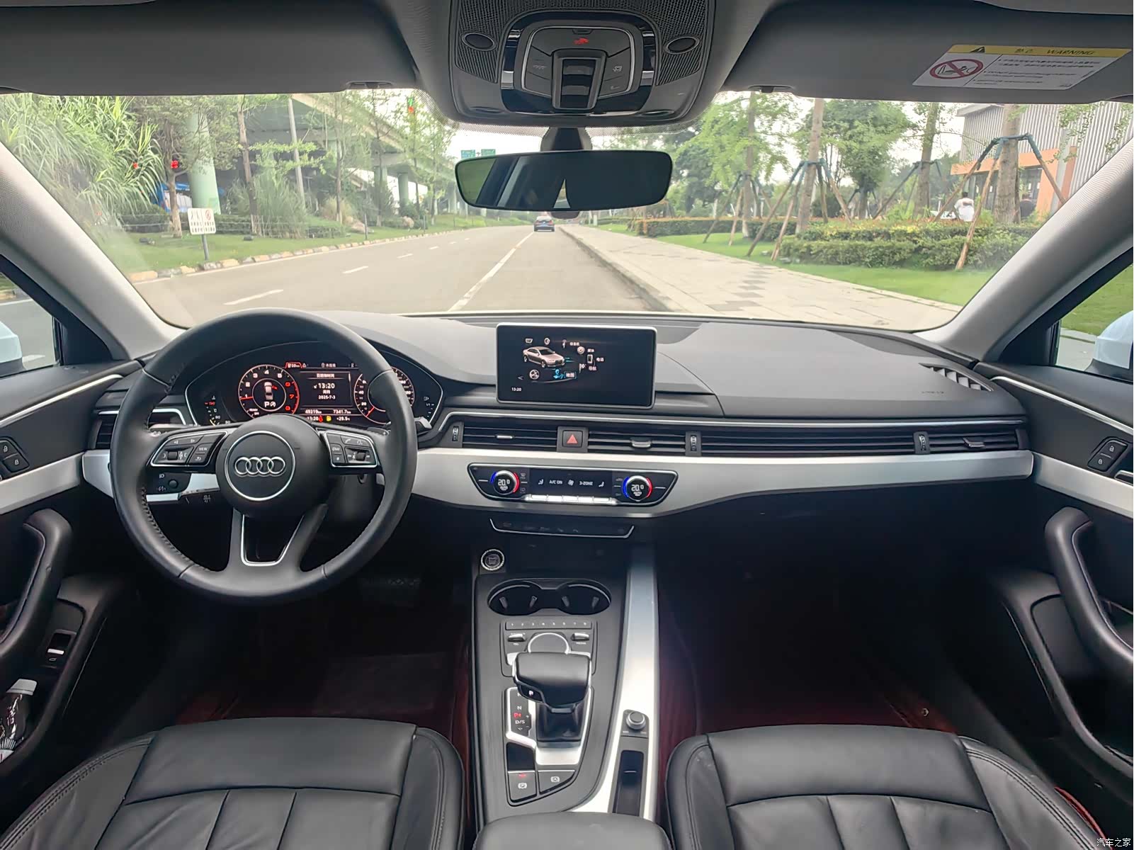 Audi A4L, 2019 13