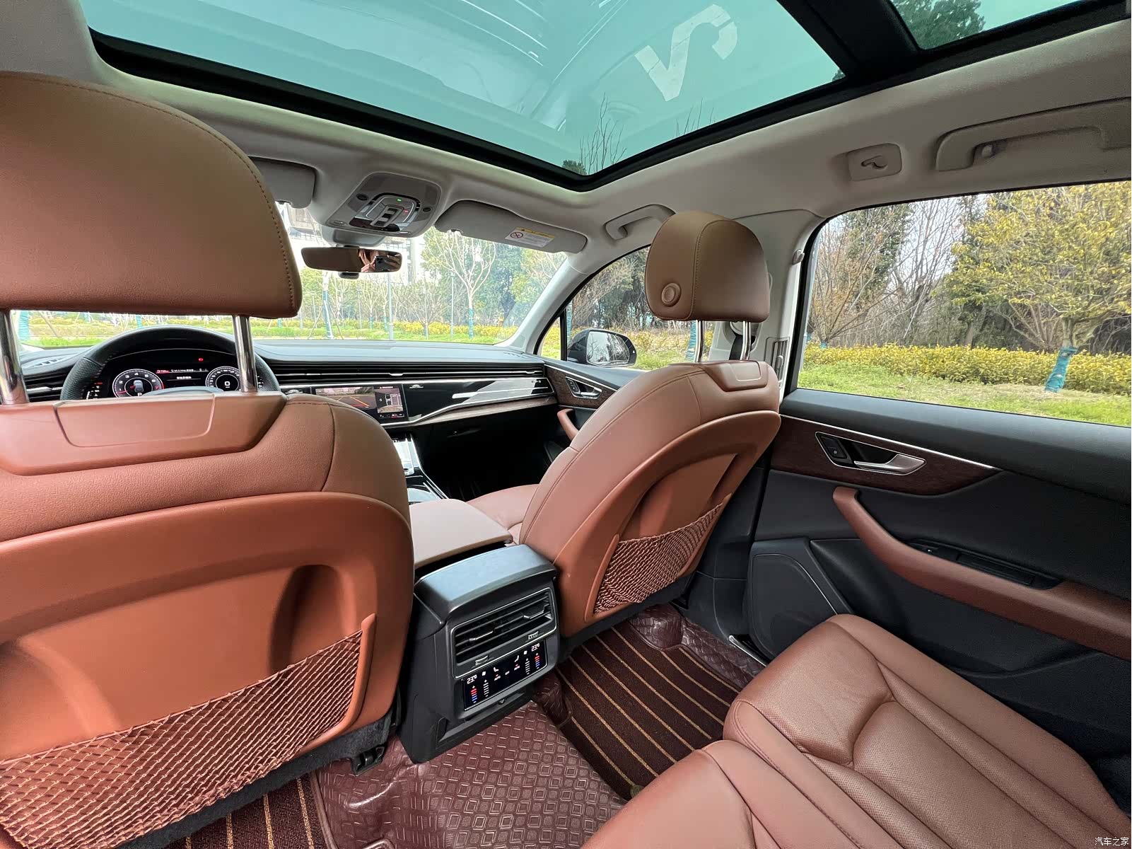 Audi Q7, 2021 8