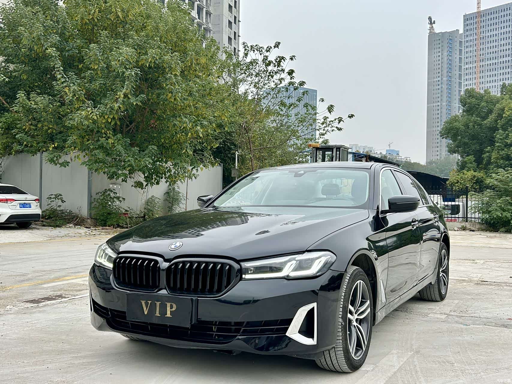 BMW 5 Series, 2023 1