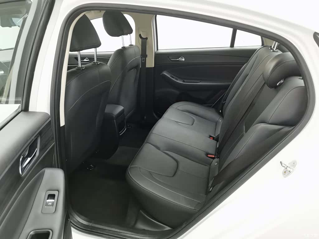 Chery 5, 2023 15