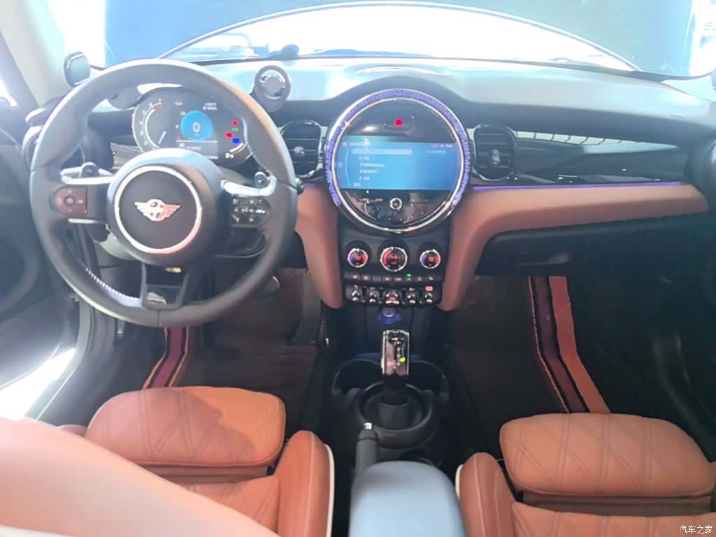 Mini Cooper, 2022 10