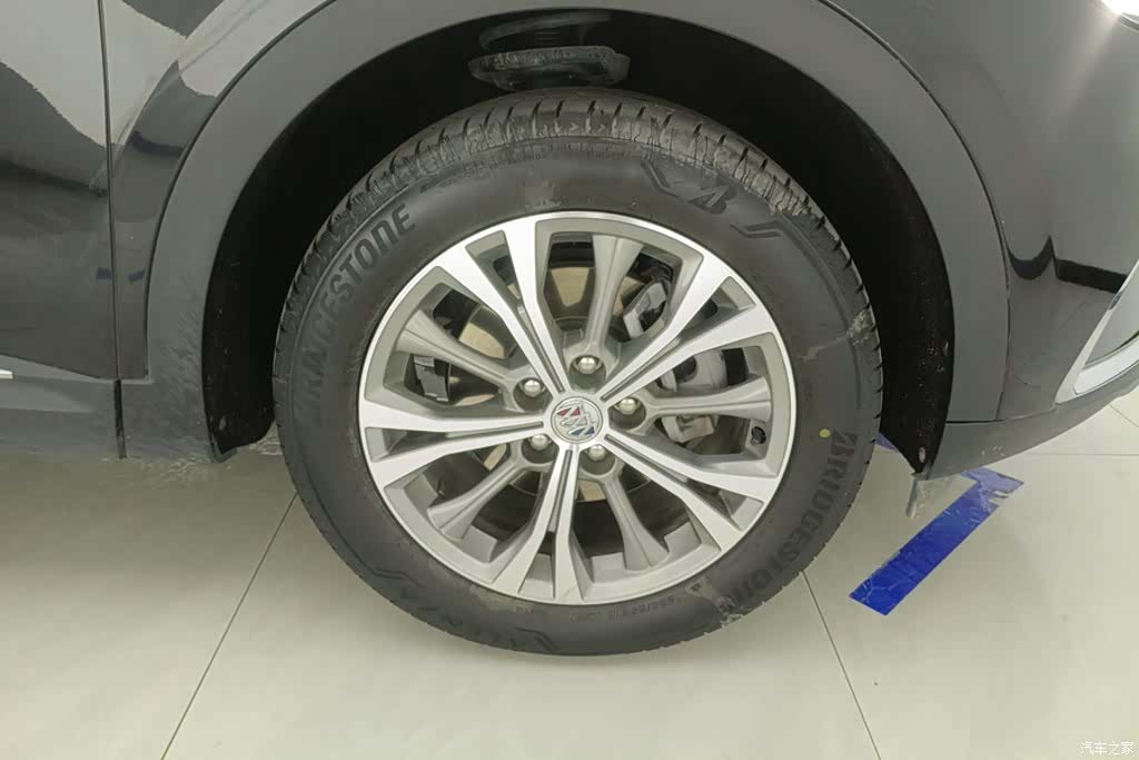 Buick Envision Plus, 2022 6