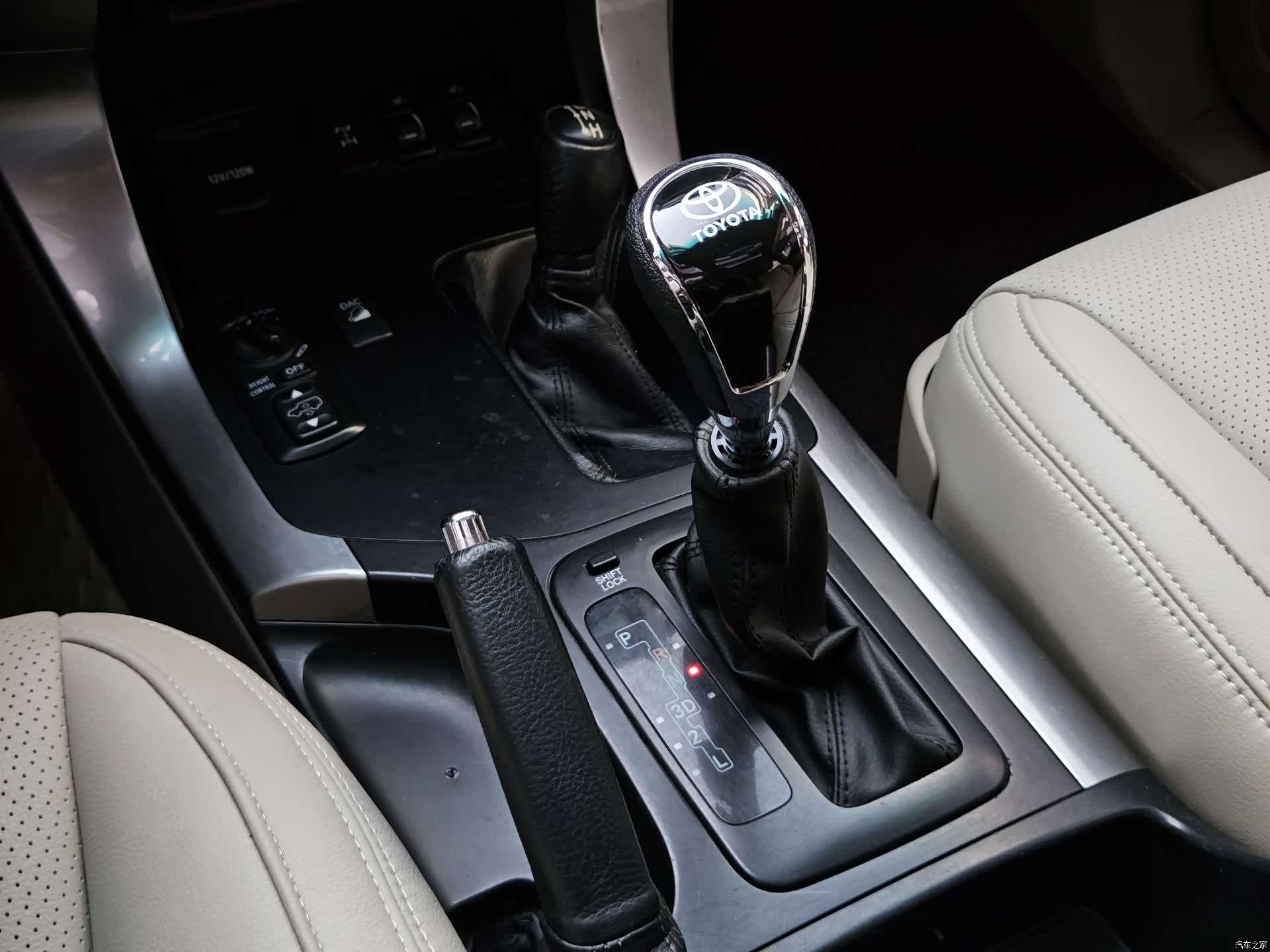 Toyota Prado, 2003 9