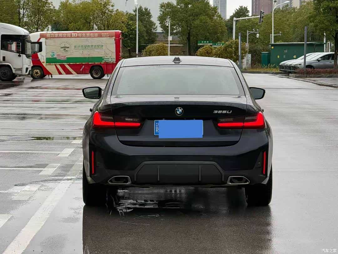 BMW 3 Series, 2023 все фото