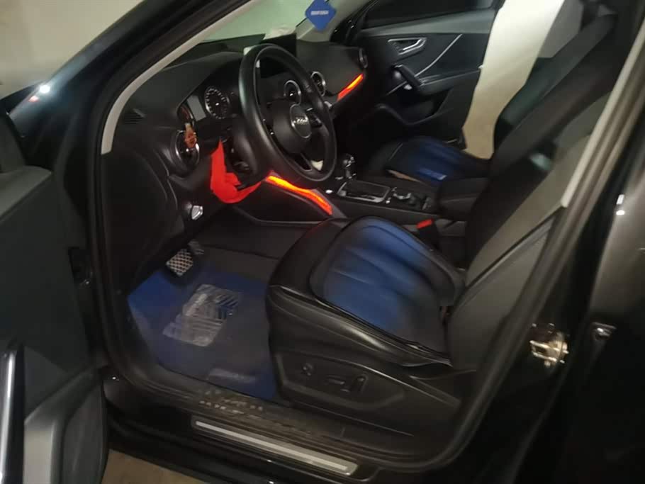 Audi Q2L Audi Q2L