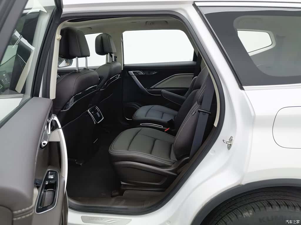 Geely Jiaji, 2019 15