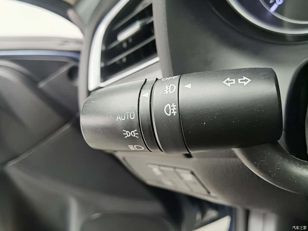 Mazda Atenza, 2017 21