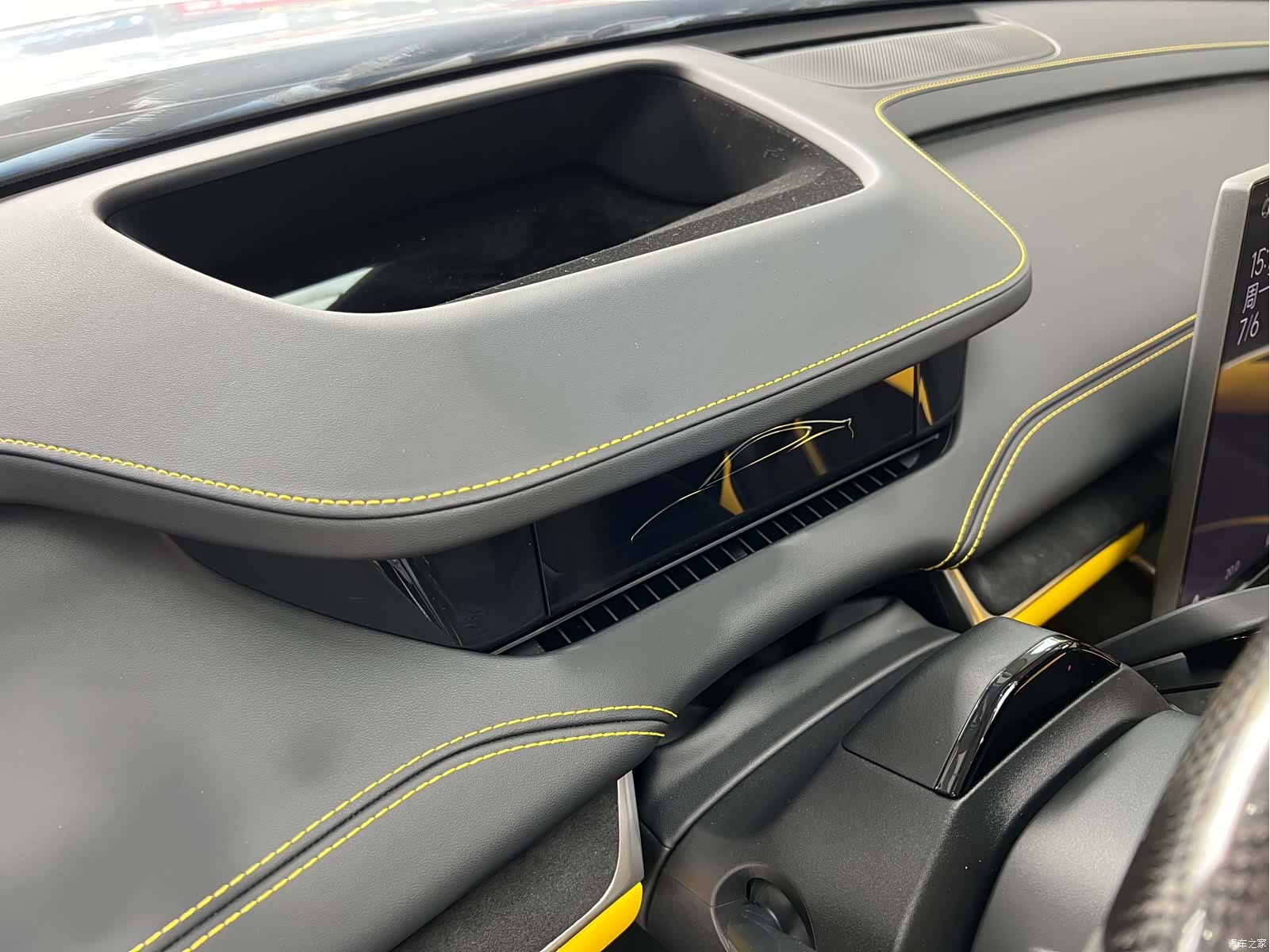 Xiaomi SU7, 2025 13