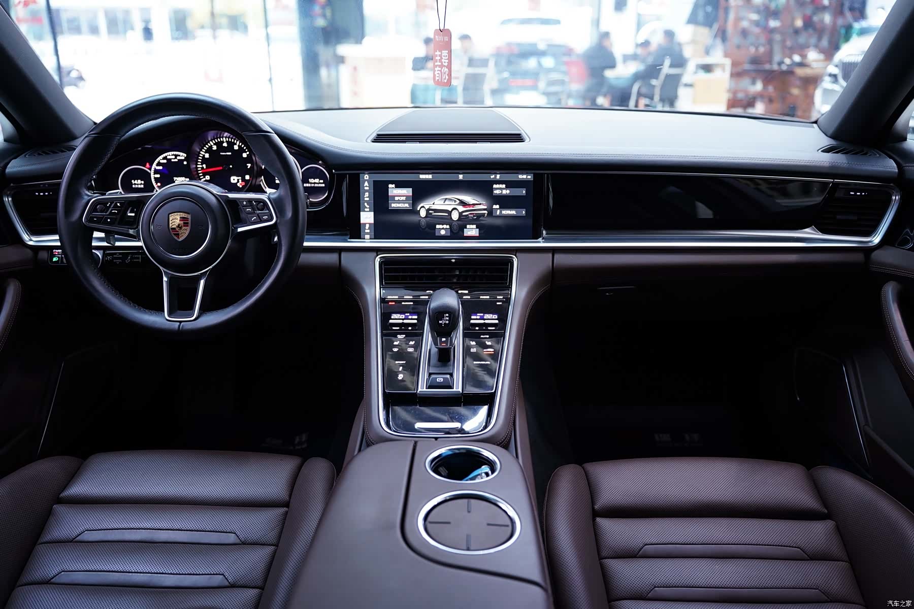Porsche Panamera, 2017 9