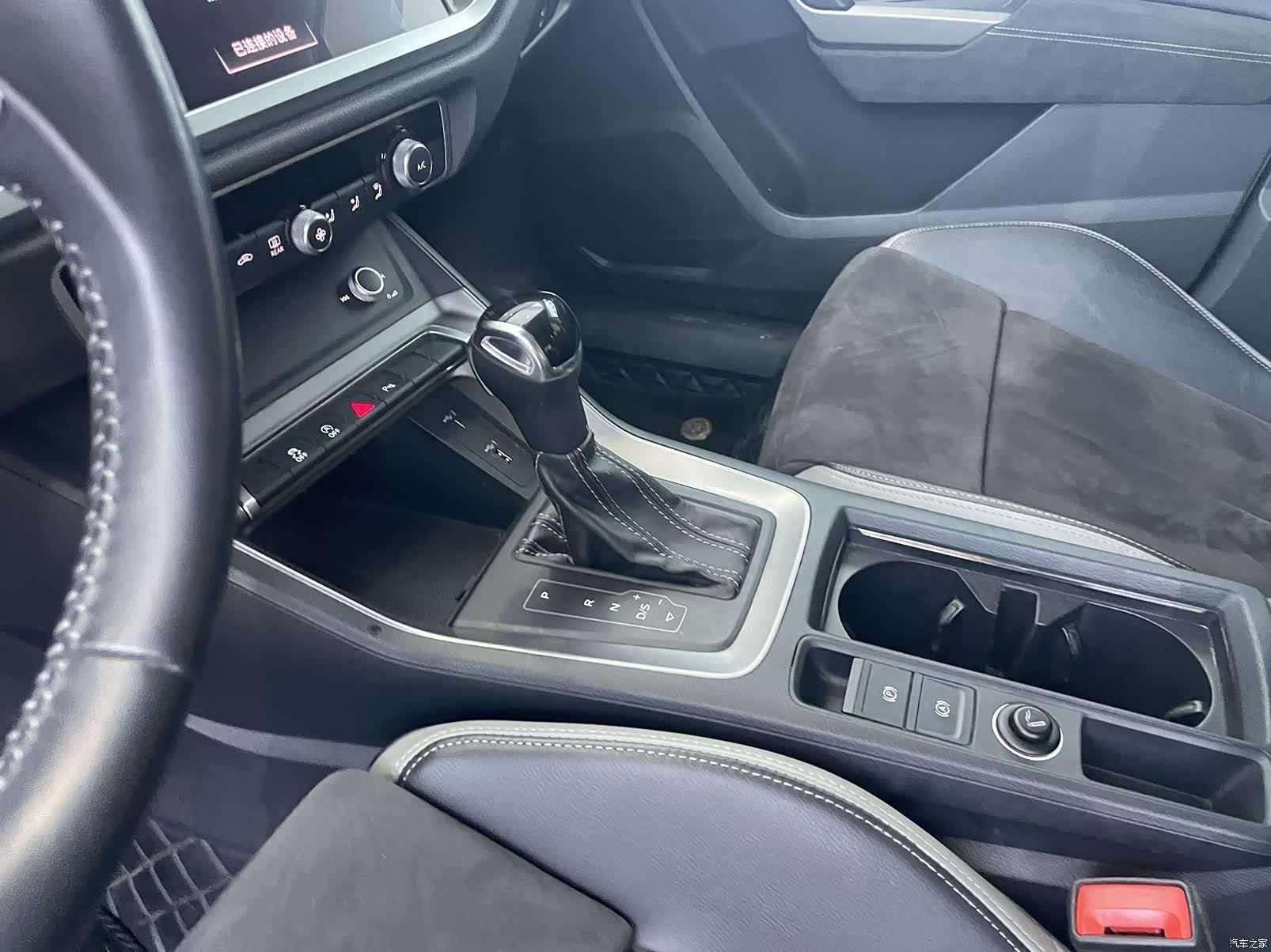 Audi Q3, 2021 11