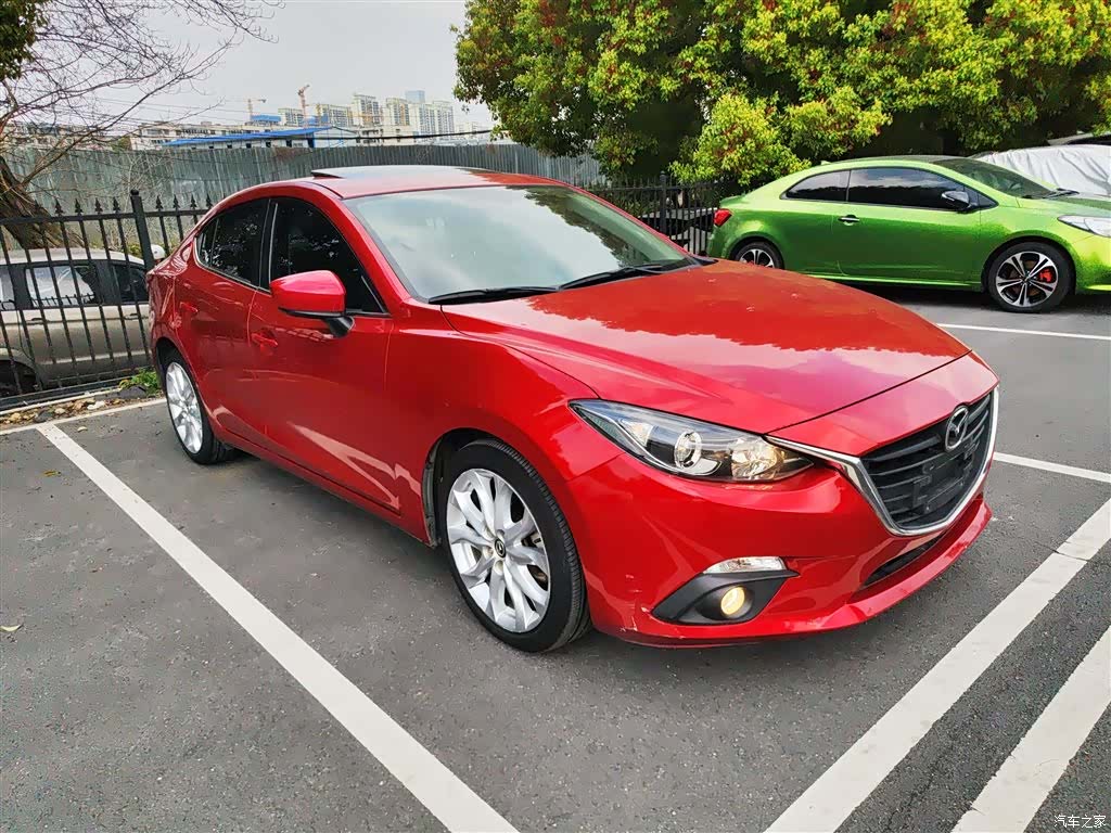 Mazda Mazda3, 2015 4