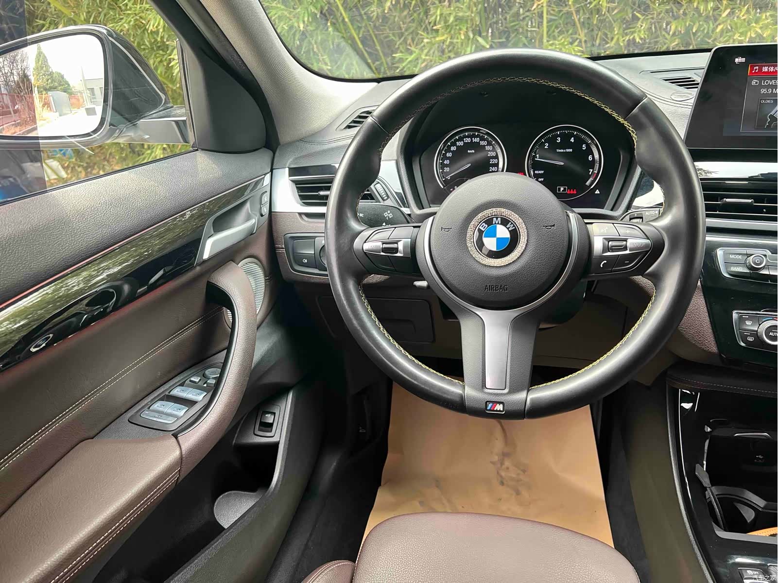 BMW X2, 2023 все фото