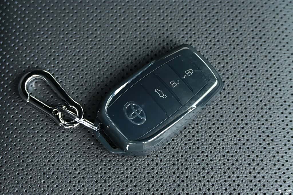 Toyota Prado, 2026 37