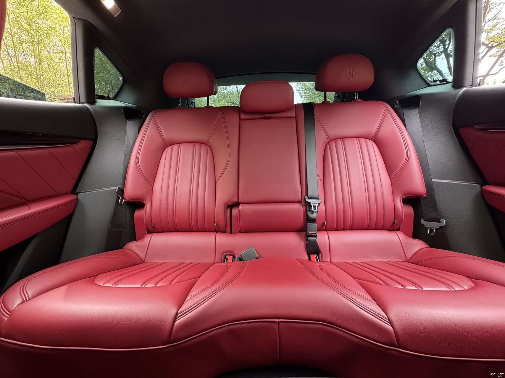 Maserati Levante, 2019 17