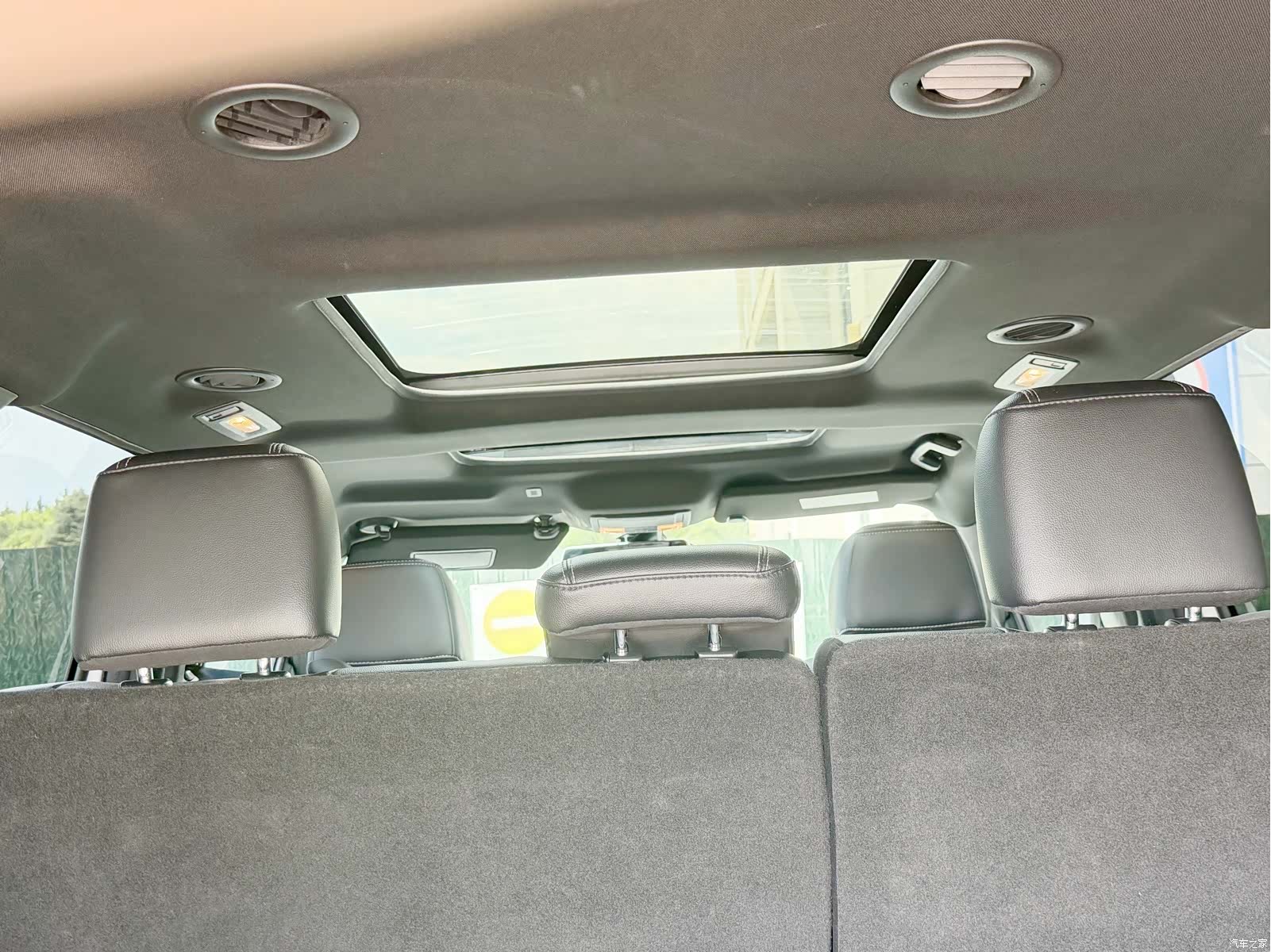 Ford Explorer, 2017 12