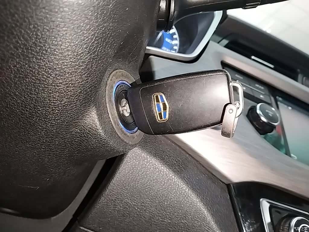 Geely X3, 2017 9