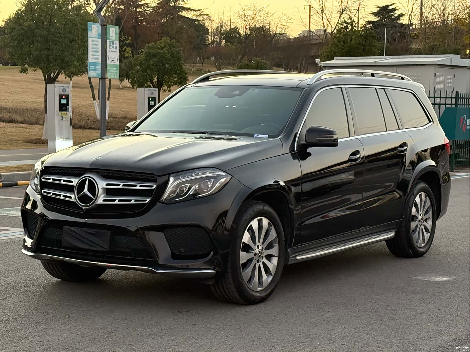 Mercedes-Benz GLS, 2017 1