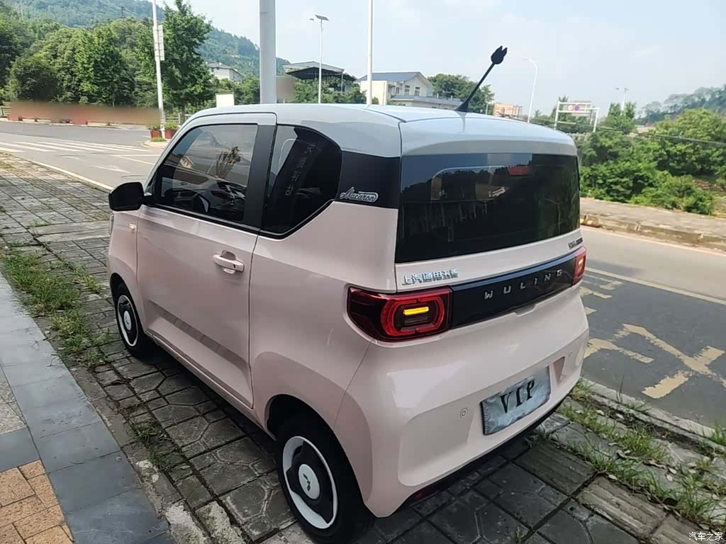 Wuling MINIEV, 2023 все фото