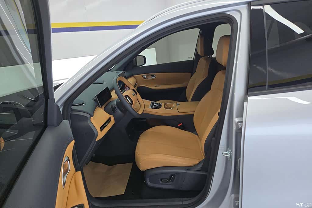 Geely 7, 2025 9