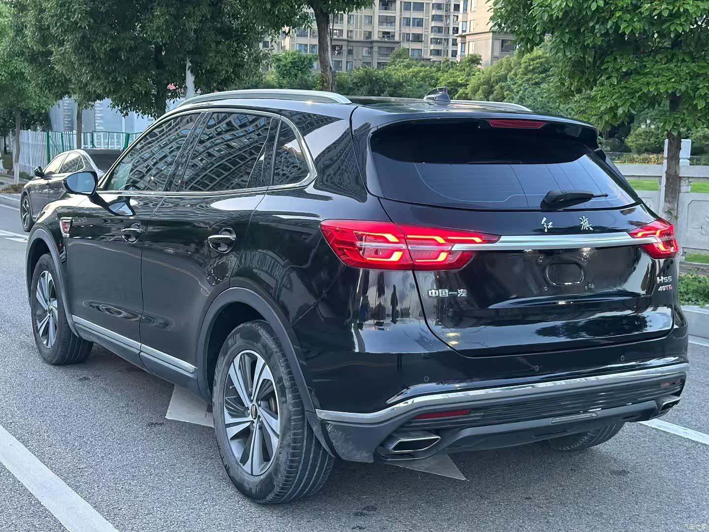 Hongqi HS5, 2021 7