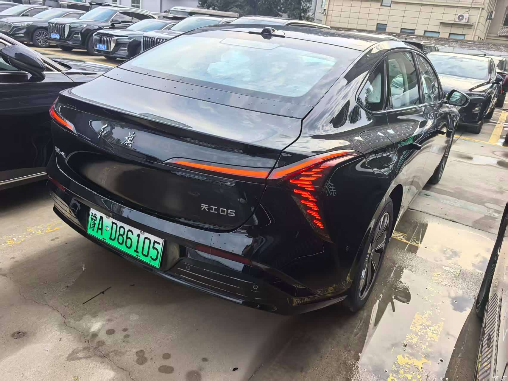 Hongqi 05, 2026 4