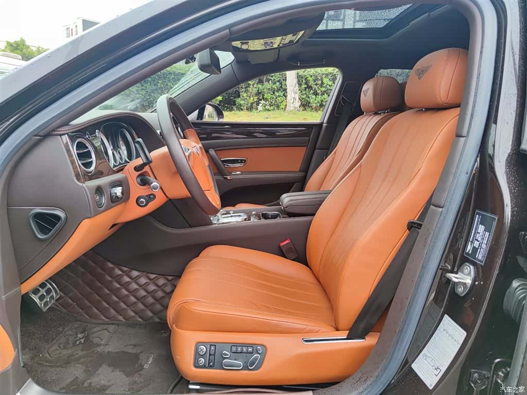 Bentley Flying Spur, 2014 8