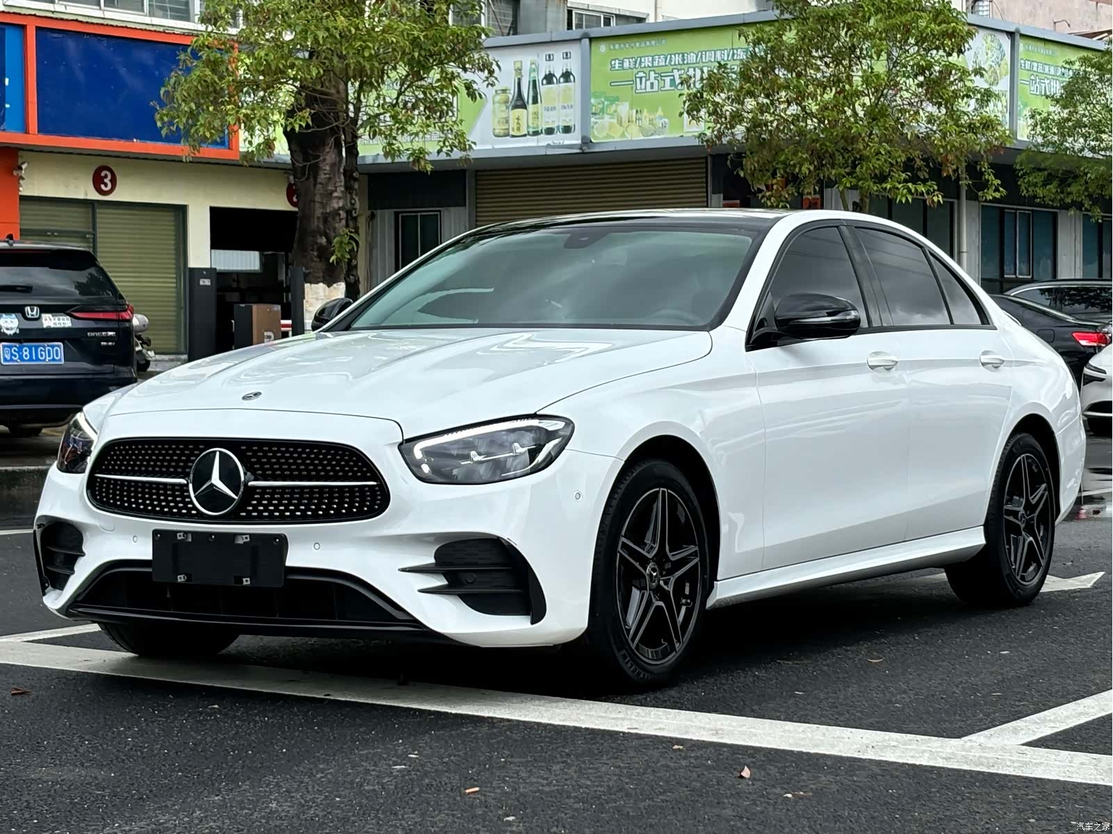 Mercedes-Benz E-Class, 2023 1