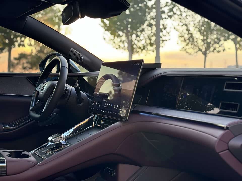 Denza Z9GT Denza Z9GT