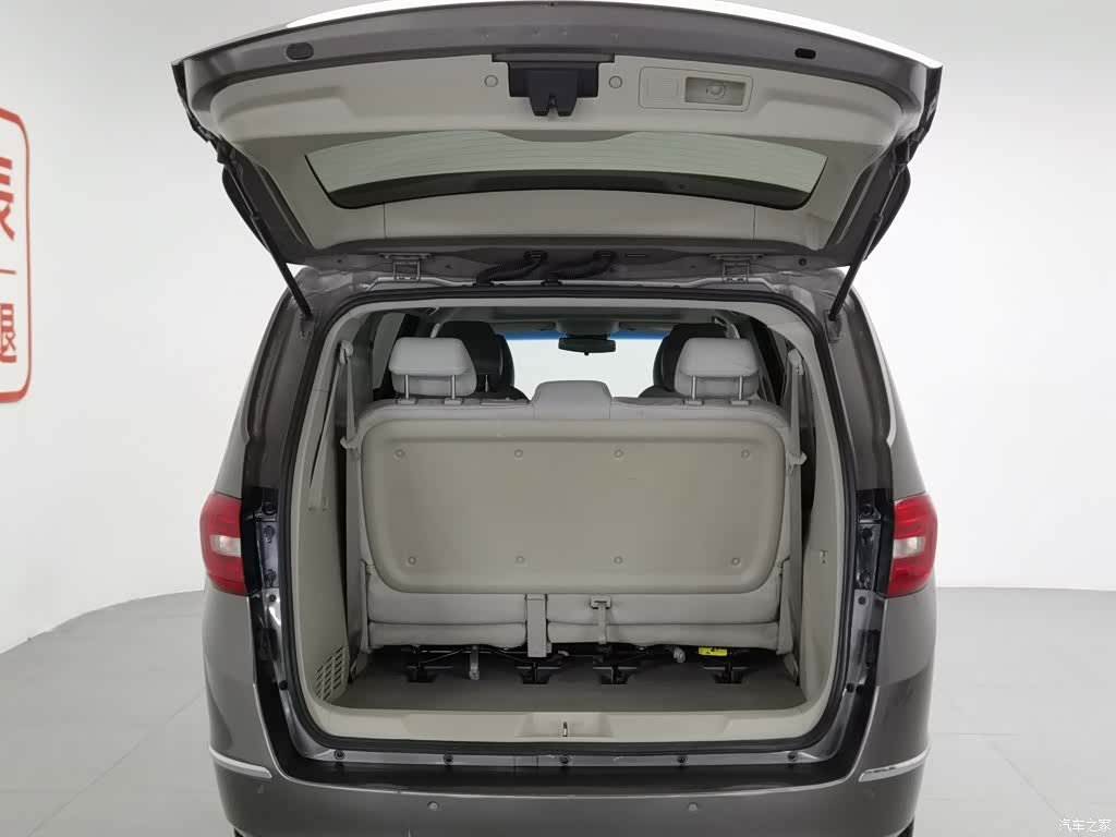 Buick GL8, 2018 16